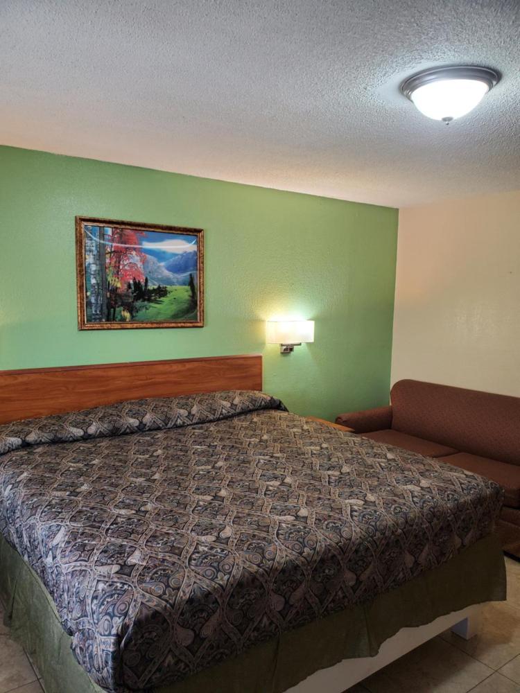 Budget Inn